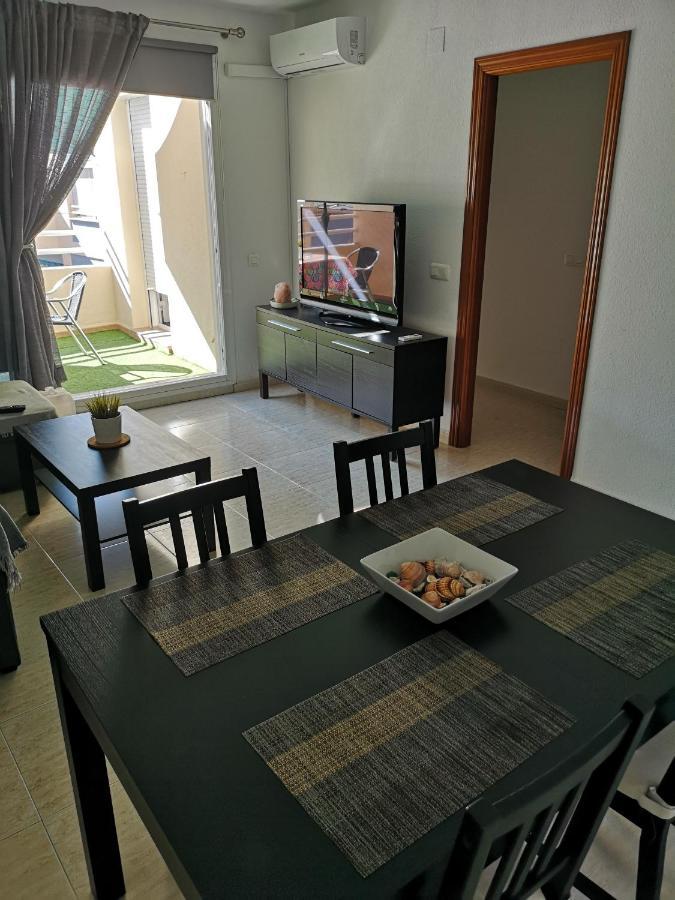 Apartamento 60 M2 En La Playa トレ・デ・ベナガルボン エクステリア 写真