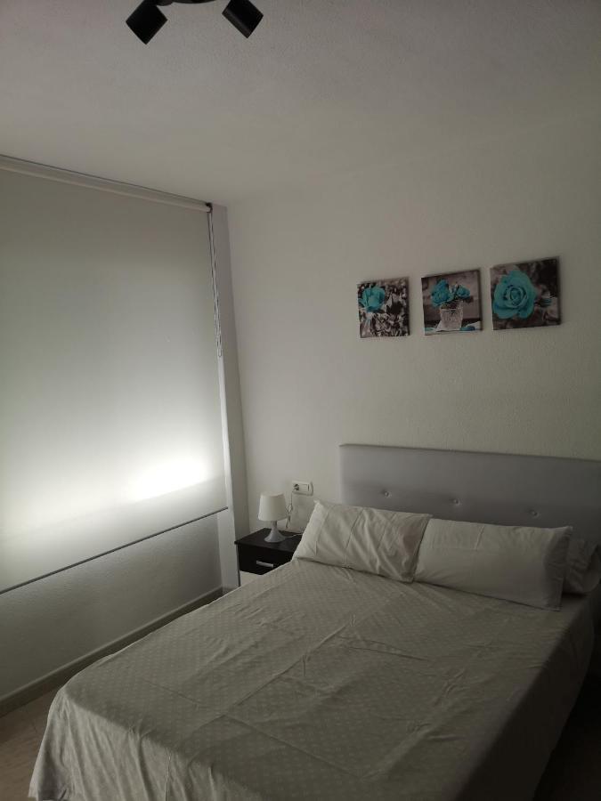 Apartamento 60 M2 En La Playa トレ・デ・ベナガルボン エクステリア 写真