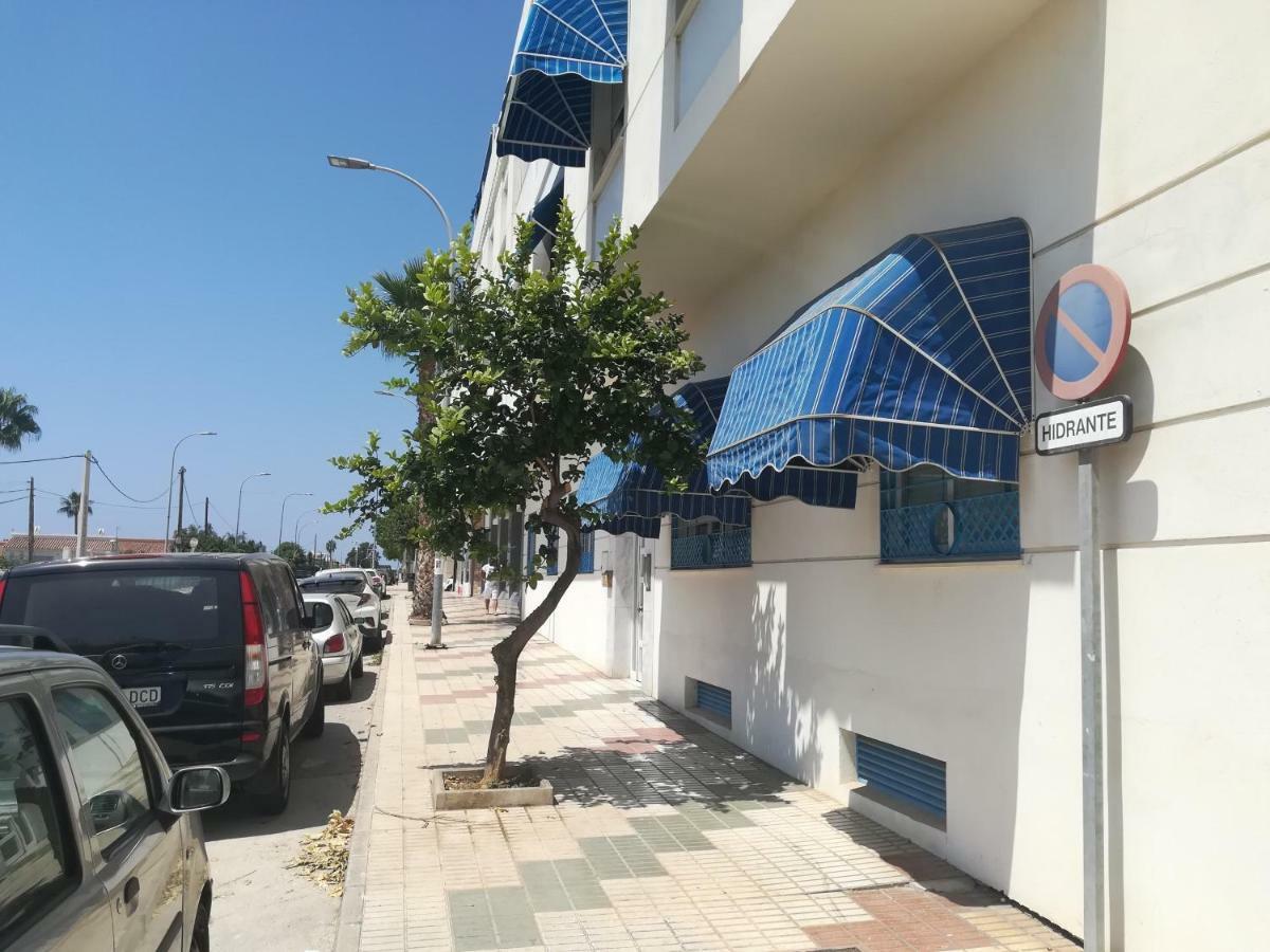 Apartamento 60 M2 En La Playa トレ・デ・ベナガルボン エクステリア 写真